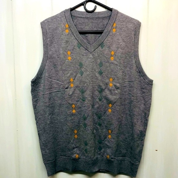 NWOT Men's Gray Cotton blend v-neck sweater vest with diamond pattern, size XXL - Picture 1 of 7